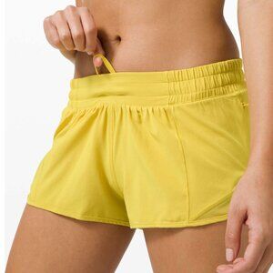 Lululemon Hotty Hot Low-Rise Lined Short 2.5" - Soleil